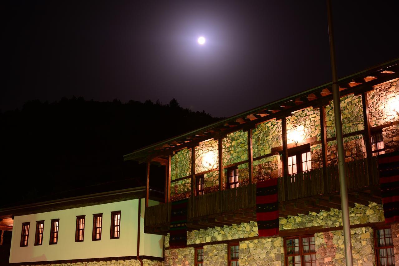 Macedonian Village Hotel & Resort สโกเปีย ภายนอก รูปภาพ