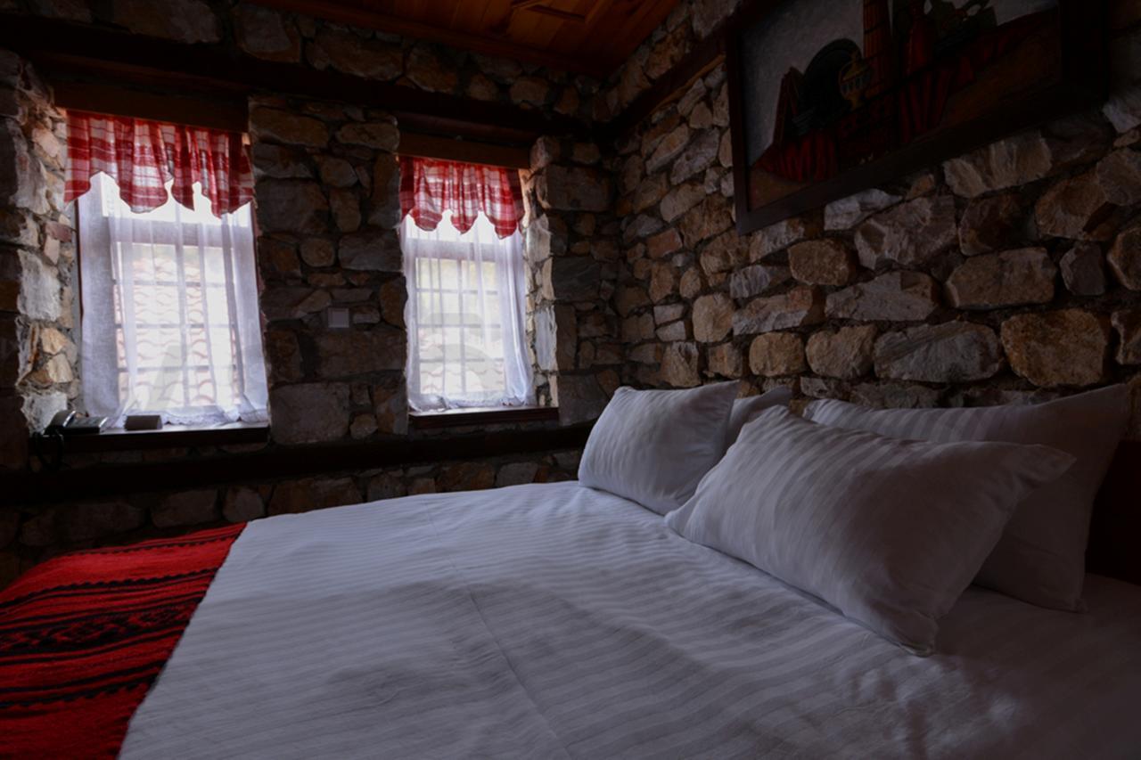 Macedonian Village Hotel & Resort สโกเปีย ภายนอก รูปภาพ