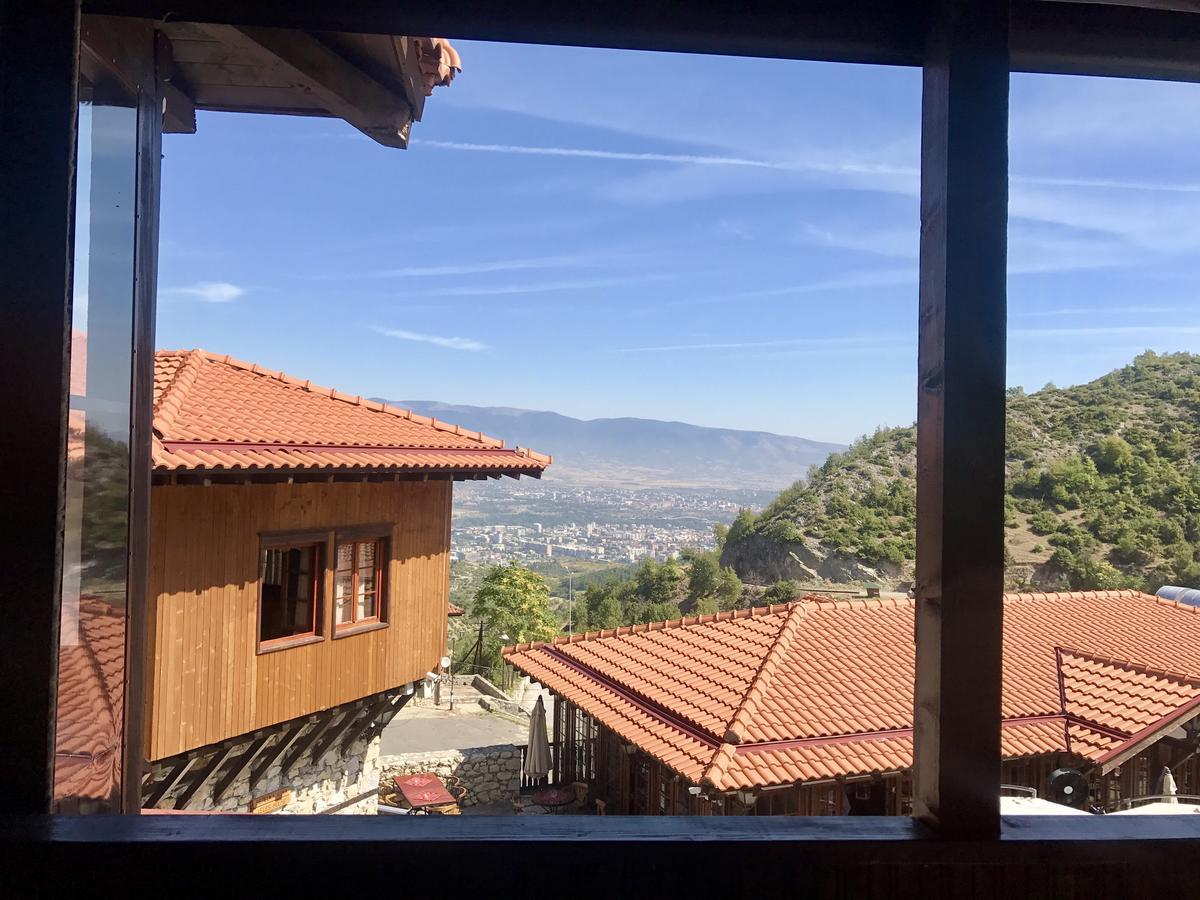Macedonian Village Hotel & Resort สโกเปีย ภายนอก รูปภาพ