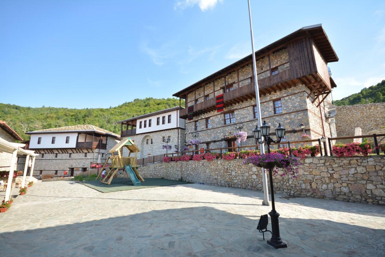 Macedonian Village Hotel & Resort สโกเปีย ภายนอก รูปภาพ